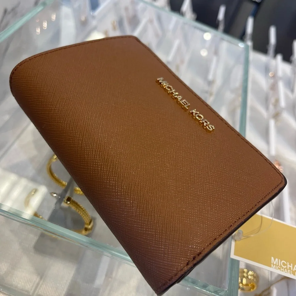 MICHAEL KORS Medium Crossgrain Leather Bifold Wallet ZP CN Luggage NWT